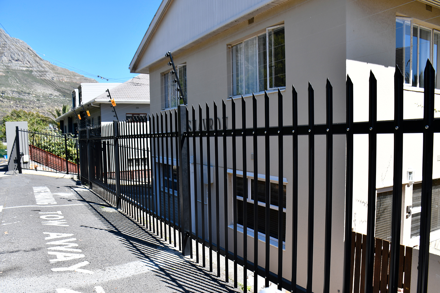 Palisade fencing cape town